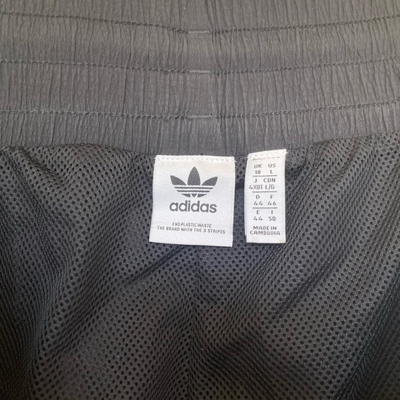 Adidas Black Track Shorts - Picture 5 of 5